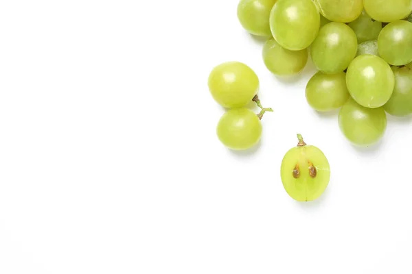 Verse Rijpe Groene Druiven Witte Achtergrond Bovenaanzicht — Stockfoto