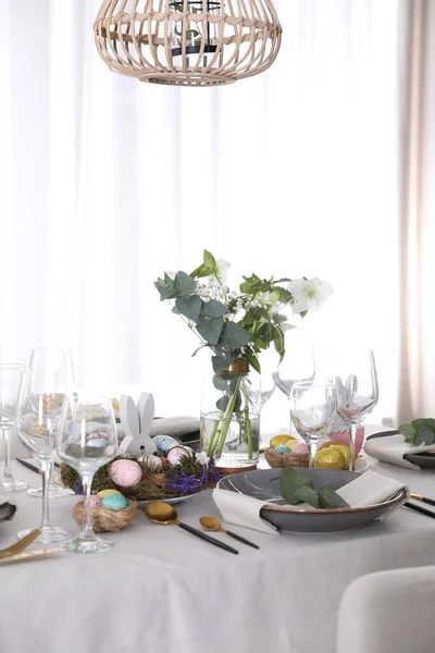 Beautiful Easter Table Setting Festive Decor Indoors — Stock Photo, Image