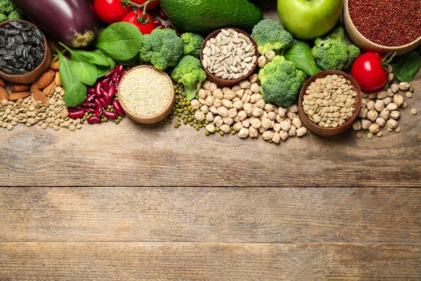 Diferentes Verduras Semillas Frutas Mesa Madera Plano Poner Con Espacio —  Fotos de Stock