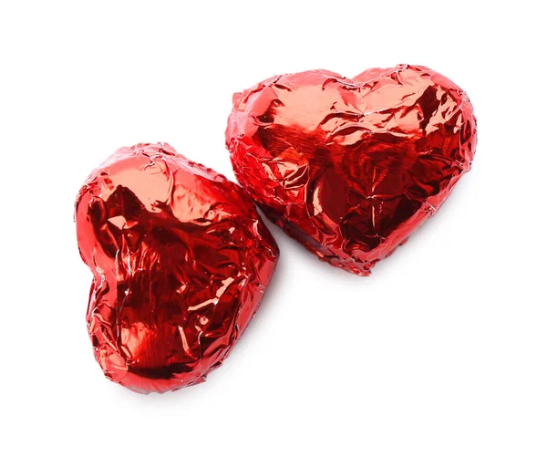 Szív Alakú Csokoládé Cukorka Piros Fólia Fehér Háttér Felső Nézet — Stock Fotó