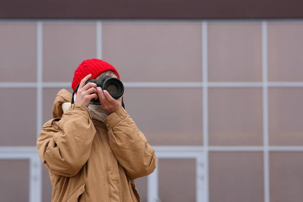 Photographer Taking Photo Professional Camera Outdoors Space Text — Stock Photo, Image