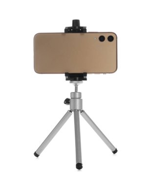 Akıllı telefon beyaz arkaplanda tripoda sabitlendi