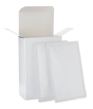 Medicine sachets ve beyaz arkaplanda kutu