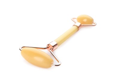 Beyaz arka planda doğal yeşim yüzlü silindir