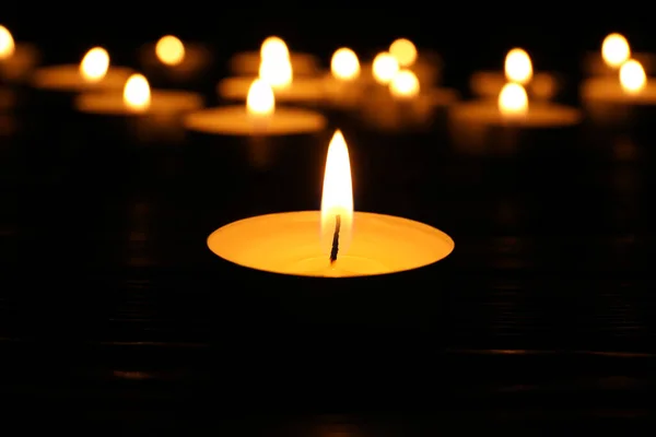 Burning Candle Darkness Closeup Memory Day — Stock Photo, Image