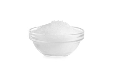 Beyaza izole edilmiş kasedeki doğal tuz.