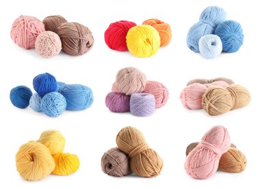 Beyaz arkaplanda farklı yün ipliklerle ayarlandı 