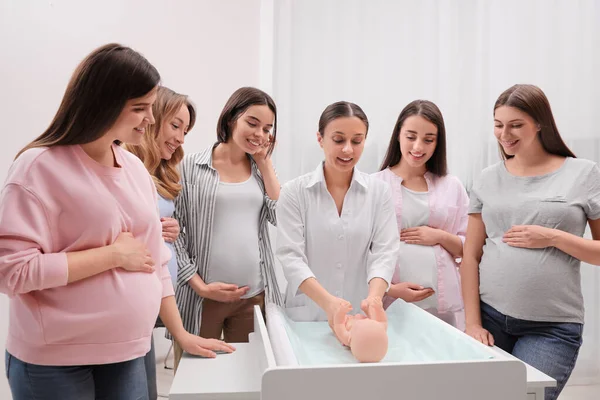 Schwangere Lernen Bei Kursen Für Werdende Mütter Haus Wie Man — Stockfoto