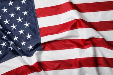 Arka plan olarak Amerikan bayrağı, üst manzara. Anma Günü