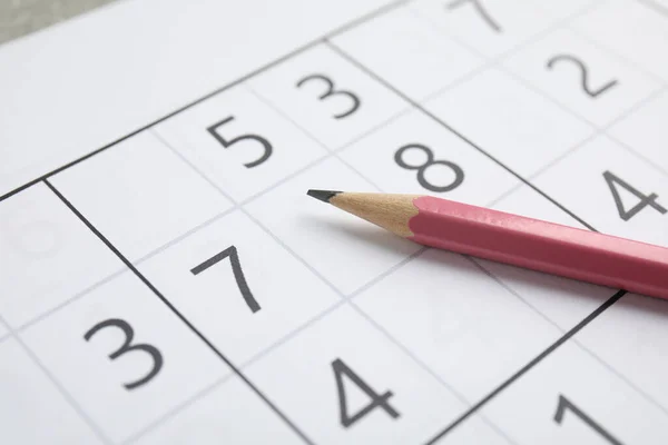 Sudoku Rätselraster Und Bleistift Nahaufnahme — Stockfoto