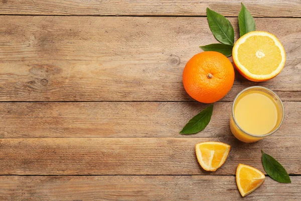 Finom Narancslé Friss Gyümölcs Asztalra Lapos Tojással Szöveg Helye — Stock Fotó