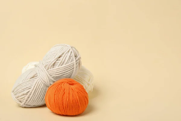 Soft Woolen Yarns Beige Background Space Text — Stock Photo, Image