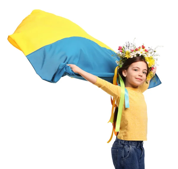 Klein Meisje Bloemenkrans Met Vlag Van Oekraïne Witte Achtergrond — Stockfoto