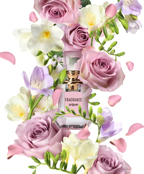 Botella Perfume Lujo Hermosas Flores Sobre Fondo Blanco — Foto de Stock