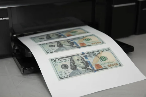 Dollarnoten Auf Grauem Tisch Drucken Nahaufnahme Falschgeld Konzept — Stockfoto