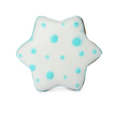 Beyaz üzerine izole edilmiş lezzetli zencefilli kurabiye. Aziz Niklas Günü