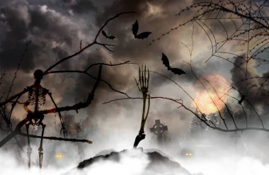 Sisli mezarlıktan korkunç bir iskelet yükseliyor.