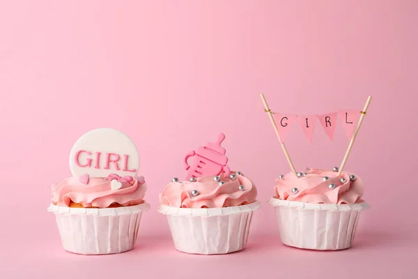 Baby Douche Cupcakes Met Toppers Roze Achtergrond — Stockfoto