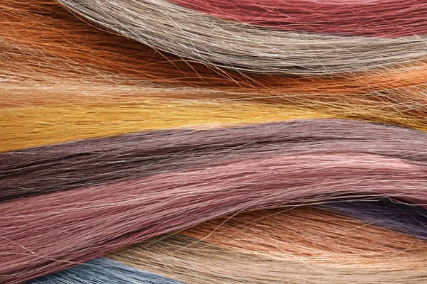 Σκέλη Από Διαφορετικά Μαλλιά Χρώμα Φόντο Closeup — Φωτογραφία Αρχείου