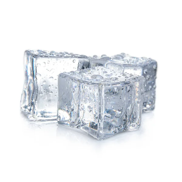 Кубики Льоду Краплями Води Ізольовані Білому — стокове фото