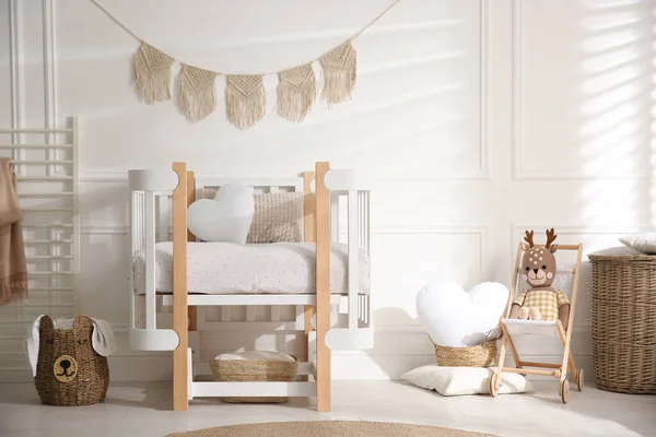 Babykamer Interieur Met Stijlvol Meubilair Speelgoed — Stockfoto