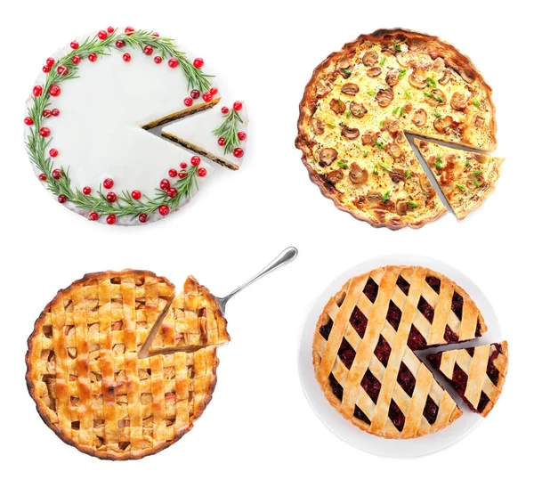 Beyaz arka planda farklı lezzetli turtalar ile set, üst görünüm