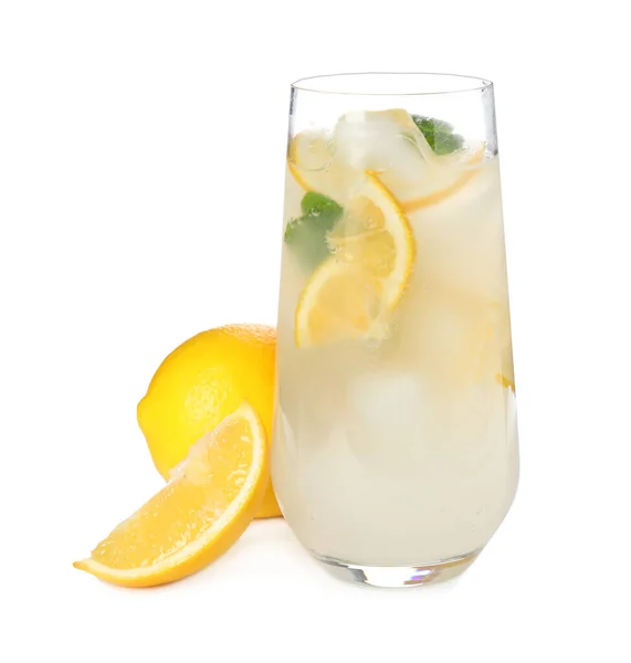 Fresca Limonada Recién Hecha Vidrio Aislado Blanco — Foto de Stock