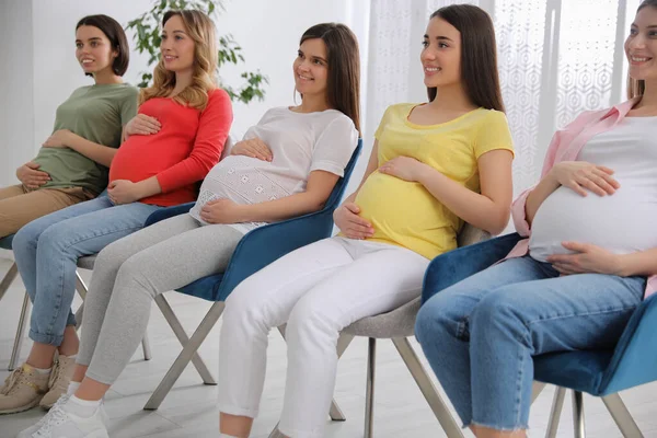 Groupe Femmes Enceintes Des Cours Pour Femmes Enceintes Intérieur — Photo