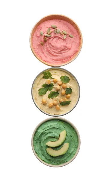 Diferentes Tipos Hummus Saboroso Tigelas Fundo Branco Vista Superior — Fotografia de Stock