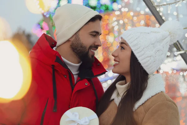 Happy Young Couple Spending Time Together Winter Fair Christmas Celebration — Stock Photo, Image