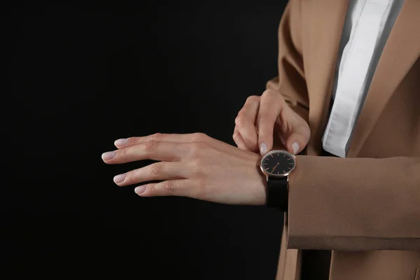 Businesswoman Wristwatch Black Background Closeup Time Management — Stock Photo, Image
