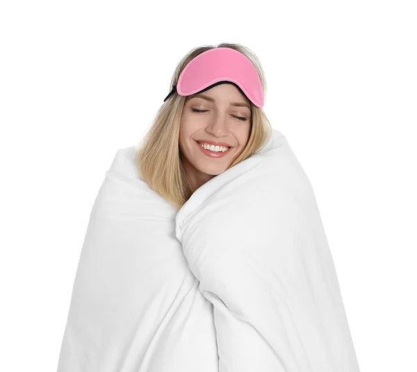 Νεαρή Γυναίκα Μάσκα Ύπνου Τυλιγμένη Μαλακή Κουβέρτα Λευκό Φόντο — Φωτογραφία Αρχείου