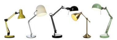 Beyaz arka planda farklı şık masa lambalarıyla ayarlanmış. Pankart tasarımı