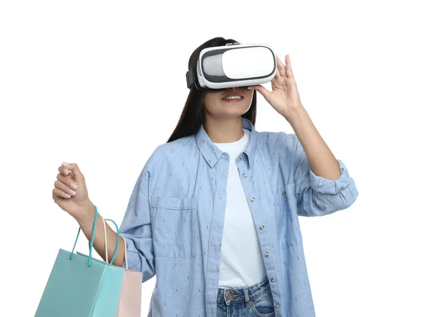 Mulher Com Sacos Compras Usando Fone Ouvido Realidade Virtual Fundo — Fotografia de Stock