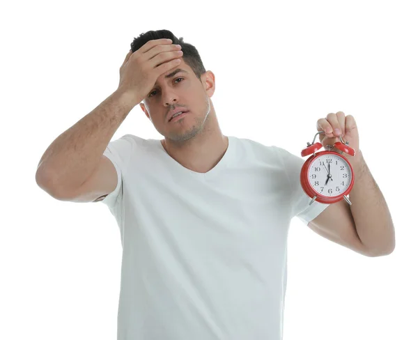 Homem Emocional Com Despertador Fundo Branco Atrasar Por Causa Dormir — Fotografia de Stock