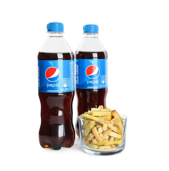 Mykolaiv Ucrania Febrero 2021 Botellas Plástico Pepsi Snack Sobre Fondo —  Fotos de Stock