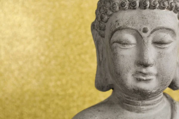 Estátua Buda Fundo Dourado Close Espaço Para Texto — Fotografia de Stock
