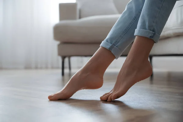 Barefoot Woman Home Closeup Floor Heating System — Stock Photo, Image