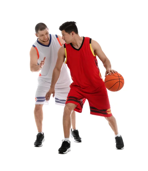 Beyaz Arka Planda Basketbol Oynayan Profesyonel Sporcular — Stok fotoğraf