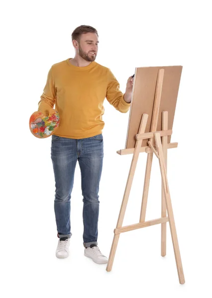 Homem Pintura Com Escova Cavalete Contra Fundo Branco Jovem Artista — Fotografia de Stock