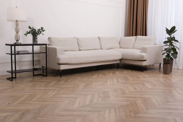 Modern Living Room Parquet Flooring Stylish Furniture — Stock Photo, Image