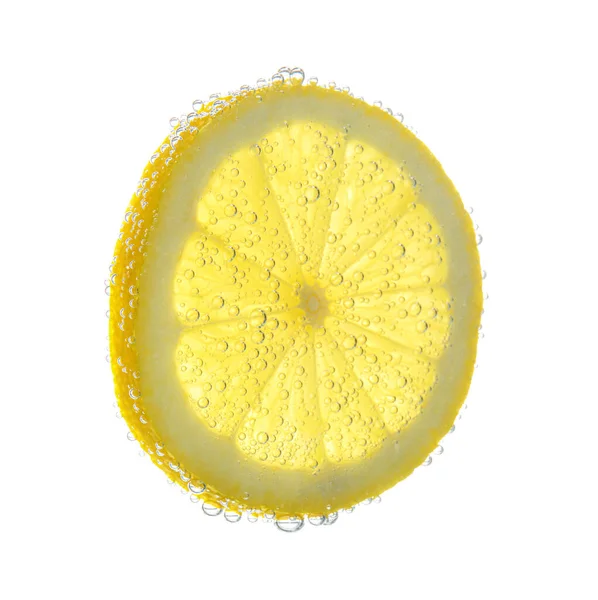 Кусок Лимона Газированной Воде Белом Фоне Цитрусовая Сода — стоковое фото