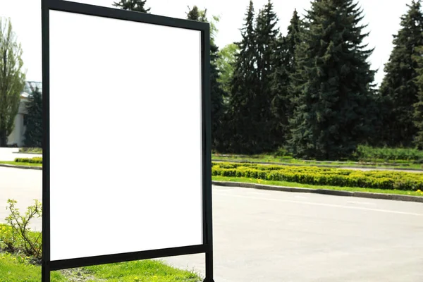 Blanco Reclamebord Stoep Stad Mockup Voor Ontwerp — Stockfoto