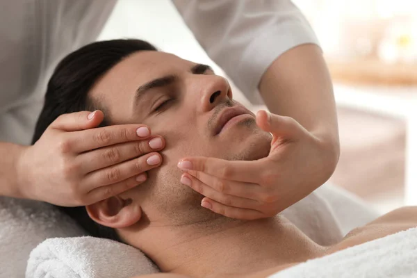 Man Receiving Facial Massage Beauty Salon Closeup — Stock Photo, Image