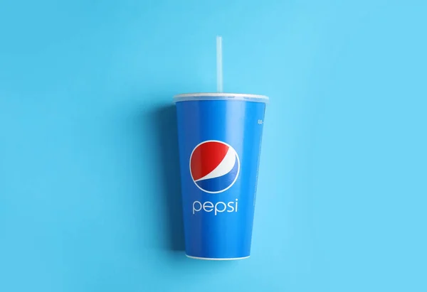 Mykolaiv Ukraine June 2021 Paper Pepsi Cup Light Blue Background — 스톡 사진