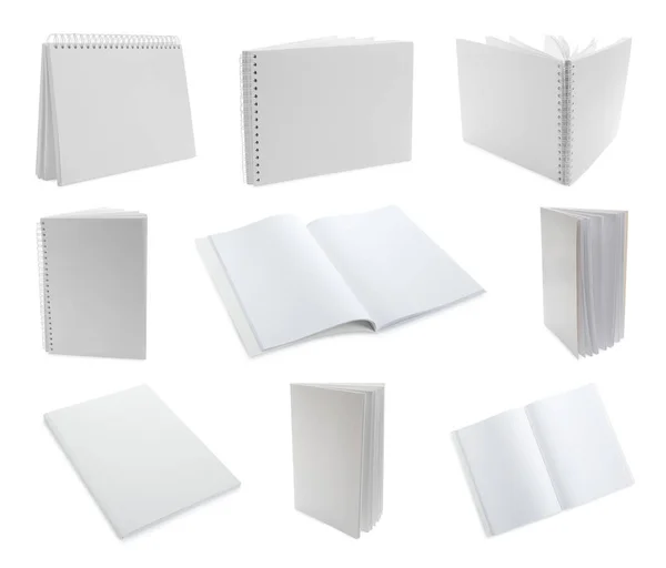 白い背景に白紙のパンフレットをセットします デザインのためのモックアップ — ストック写真