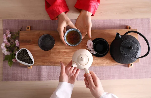 Master Guest Tea Traditional Ceremony Wooden Table Top View — Stock Photo, Image