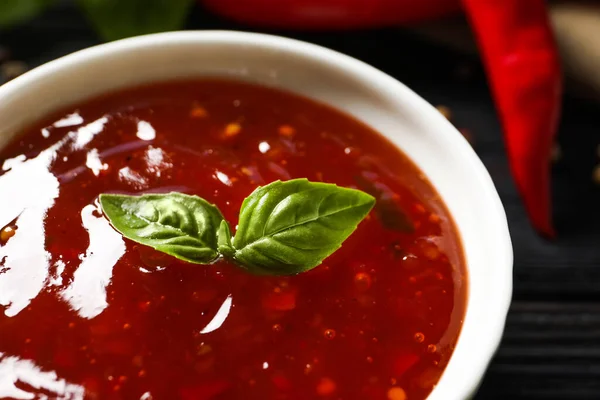 Spicy Chili Sauce Basil Dark Table Closeup — Stock Photo, Image