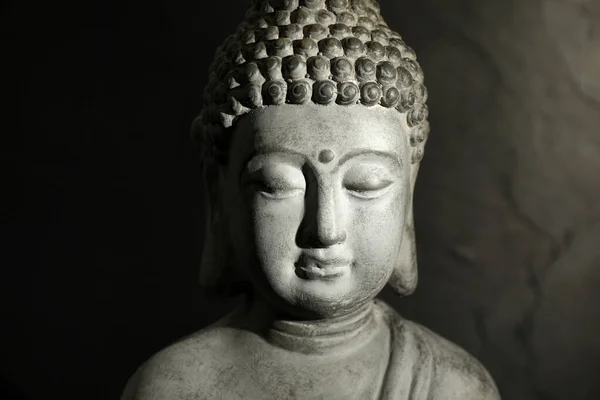 Estátua Buda Fundo Escuro Vista Close — Fotografia de Stock