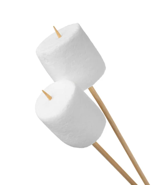 Varas Com Deliciosos Marshmallows Inchados Fundo Branco — Fotografia de Stock